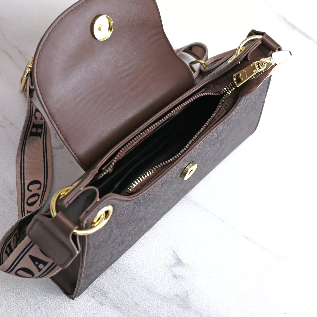 Women Coach EasyMatch Messenger For 8979 Bag 0106